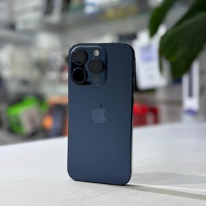 iphone 15 pro % black
